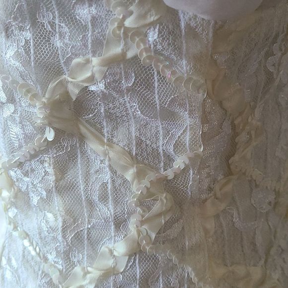 Elegant White Strapless Wedding Dress - Picture 9 of 15